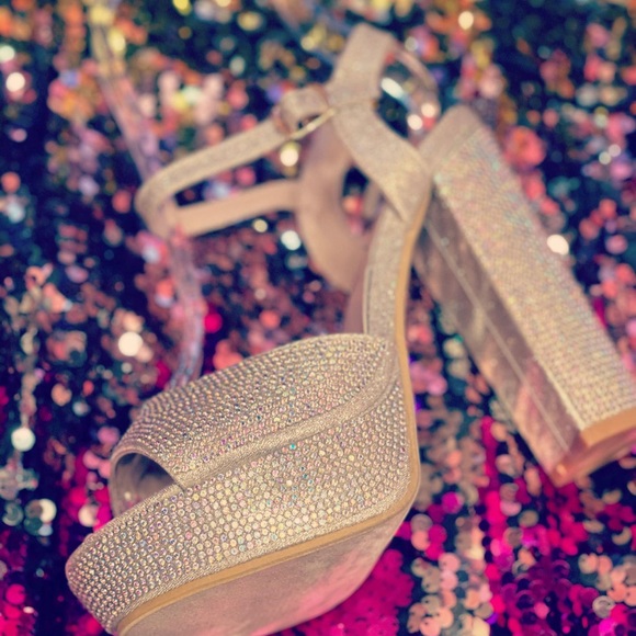 Size 10 Bella Luna Stan-02 Silver Rhinestone Open Toe Platform Mary Jane Heels - Picture 3 of 5